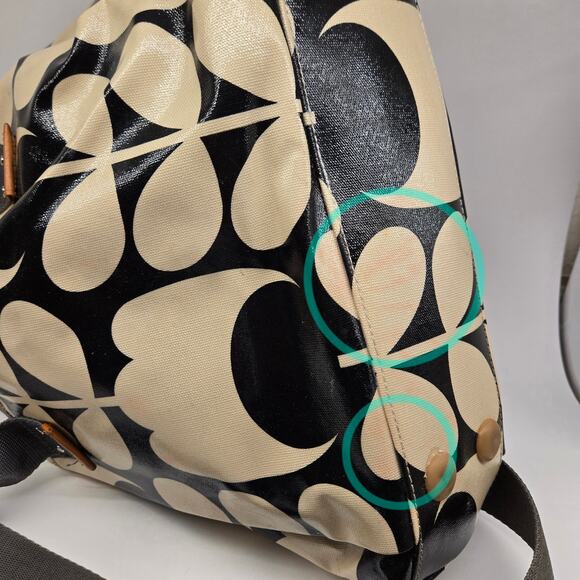 Orla Kiely Messenger Laptop Crossbody Bag in Classic Tulip Stem Black & Tan - Picture 15 of 15